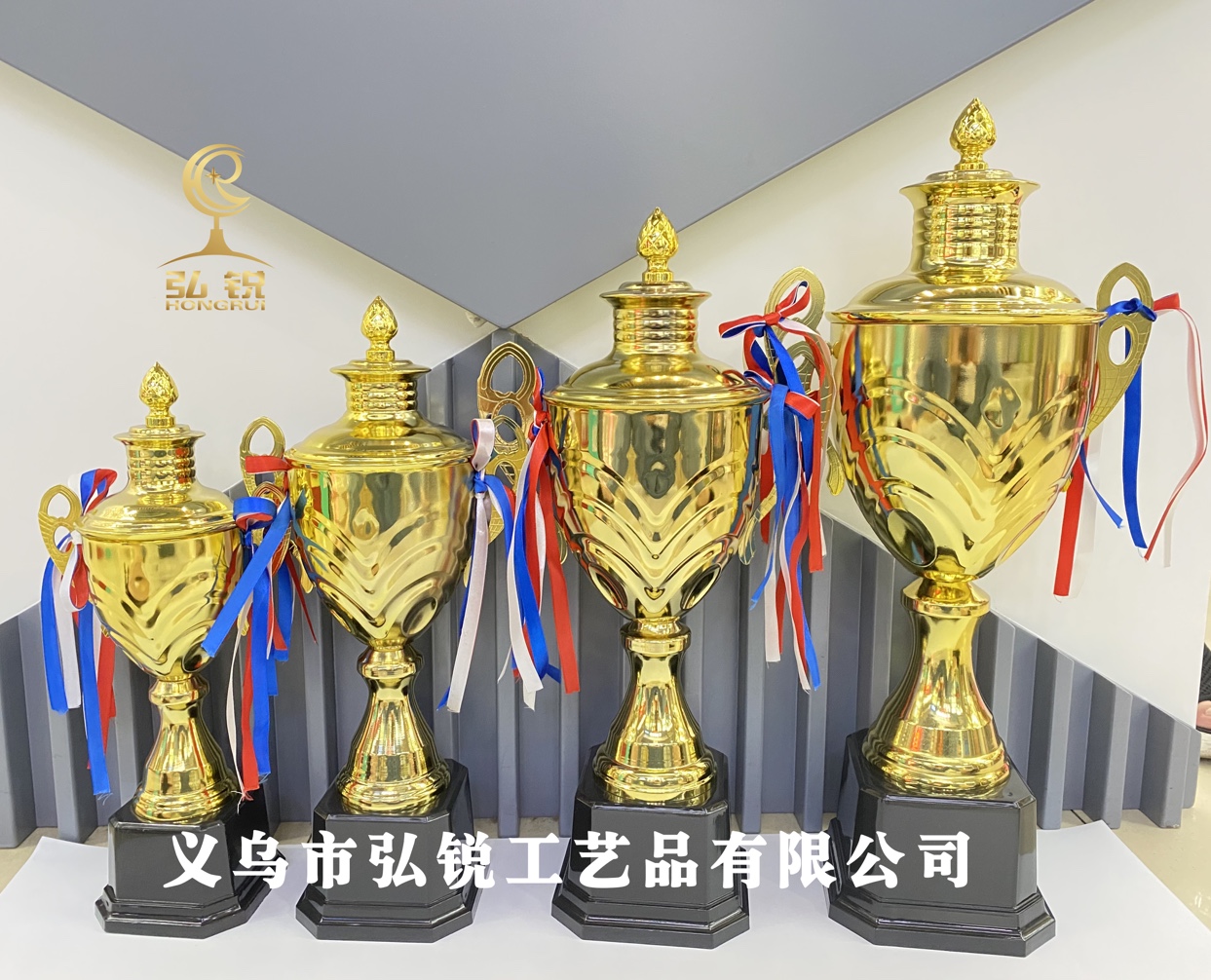 The new 3282C metal trophy is now available, measuring 10*36CM. It can be customized as a prize for competitions and annual meetings