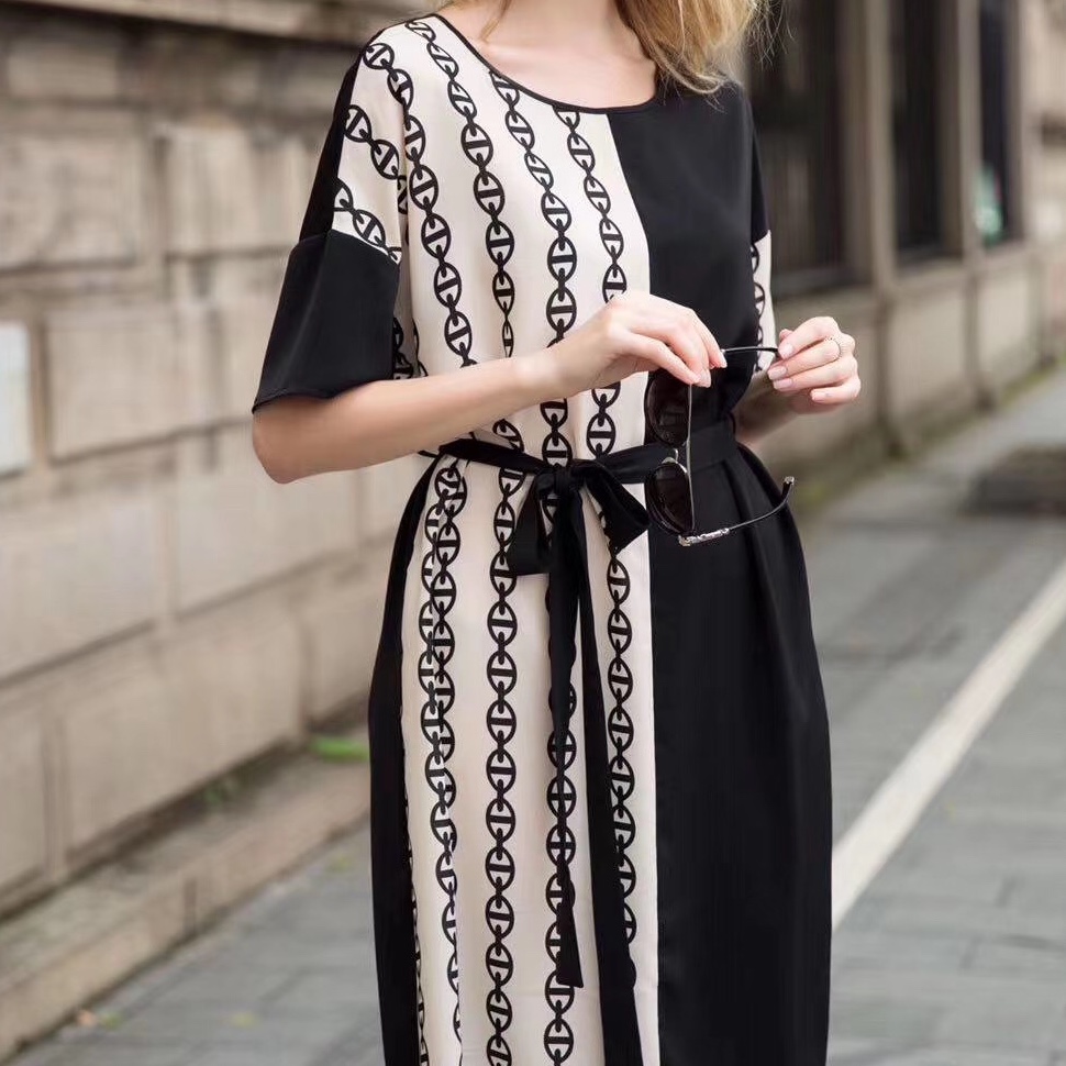 Color contrast patchwork dress women 2020 summer new European fashion crew-neck loose temperament lace-up MIDI skirt
