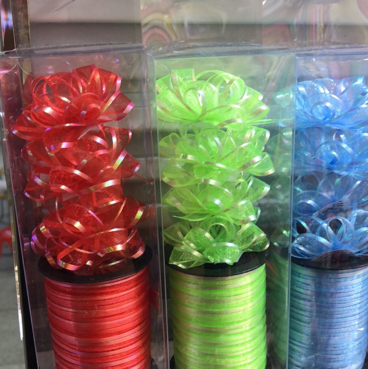 Ribbon gauze with thumbnail