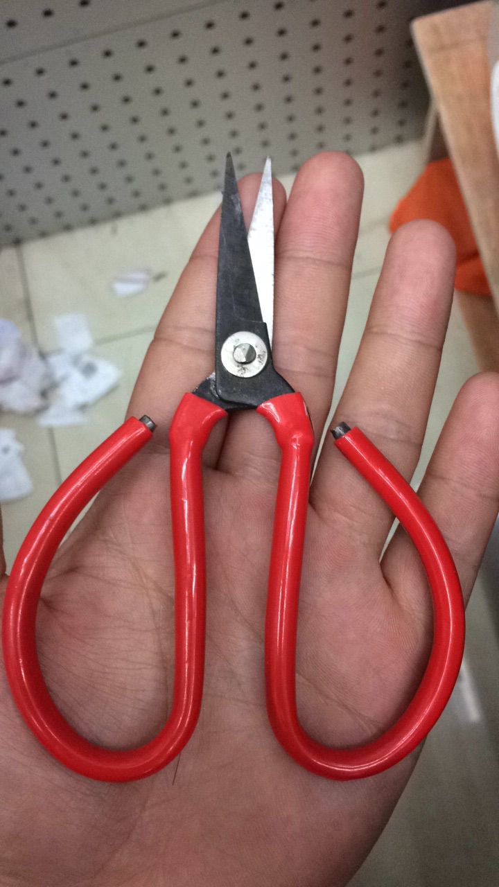 Small civil scissors thumbnail