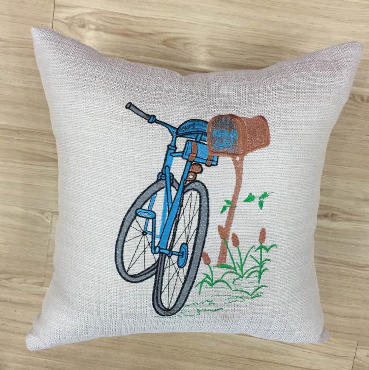 New Explosive Manufacturers Direct Embroidery High-End European Creative Pillow Case Plus Core Home Bedroom Bed Sofa Cushion Car Pillow Item Picture