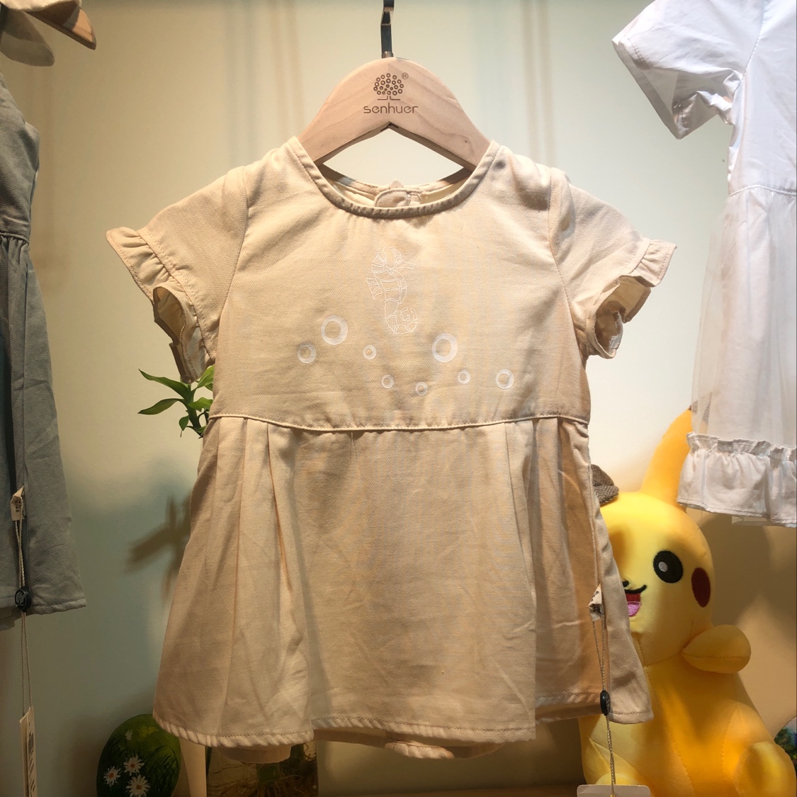 Children's short-sleeved dress