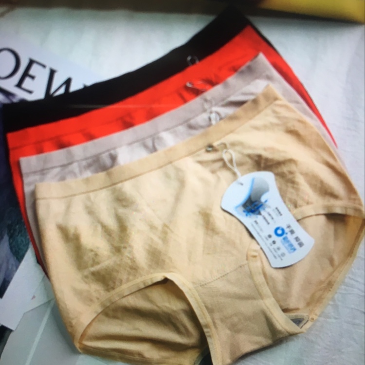 女内裤产品图