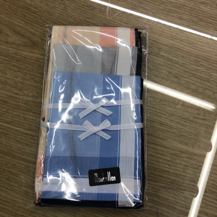 40 centimeters handkerchief
