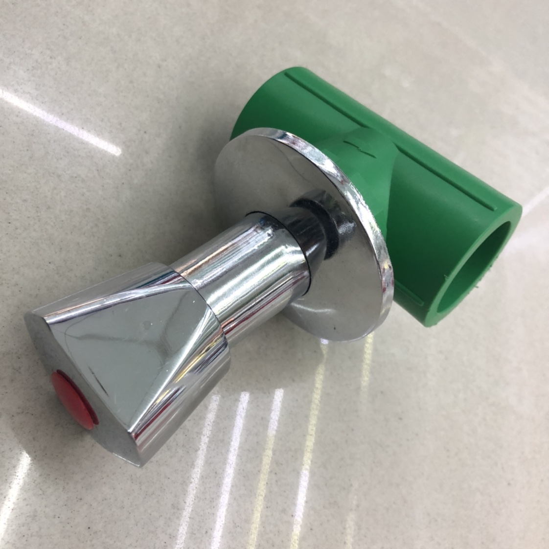 Triangular blind valve 1" full figure