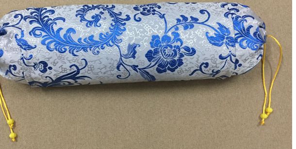 Golden Thread Nanmu cervical pillow Repair Cervical neck pillow, small-leaf nanmu wood shavings health pillow, single cylindrical pillow detail image 2