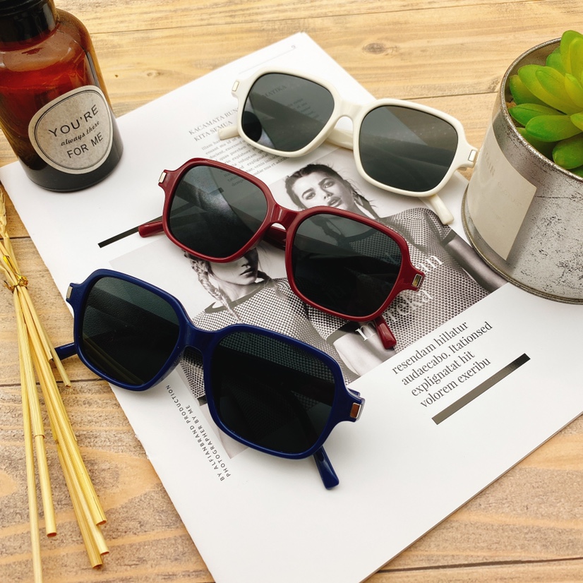 Ultraviolet-proof sunglasses with ultra-light resin frames 2