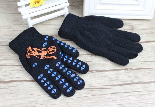 Gloves and sleeves for men and women 19 thumbnail