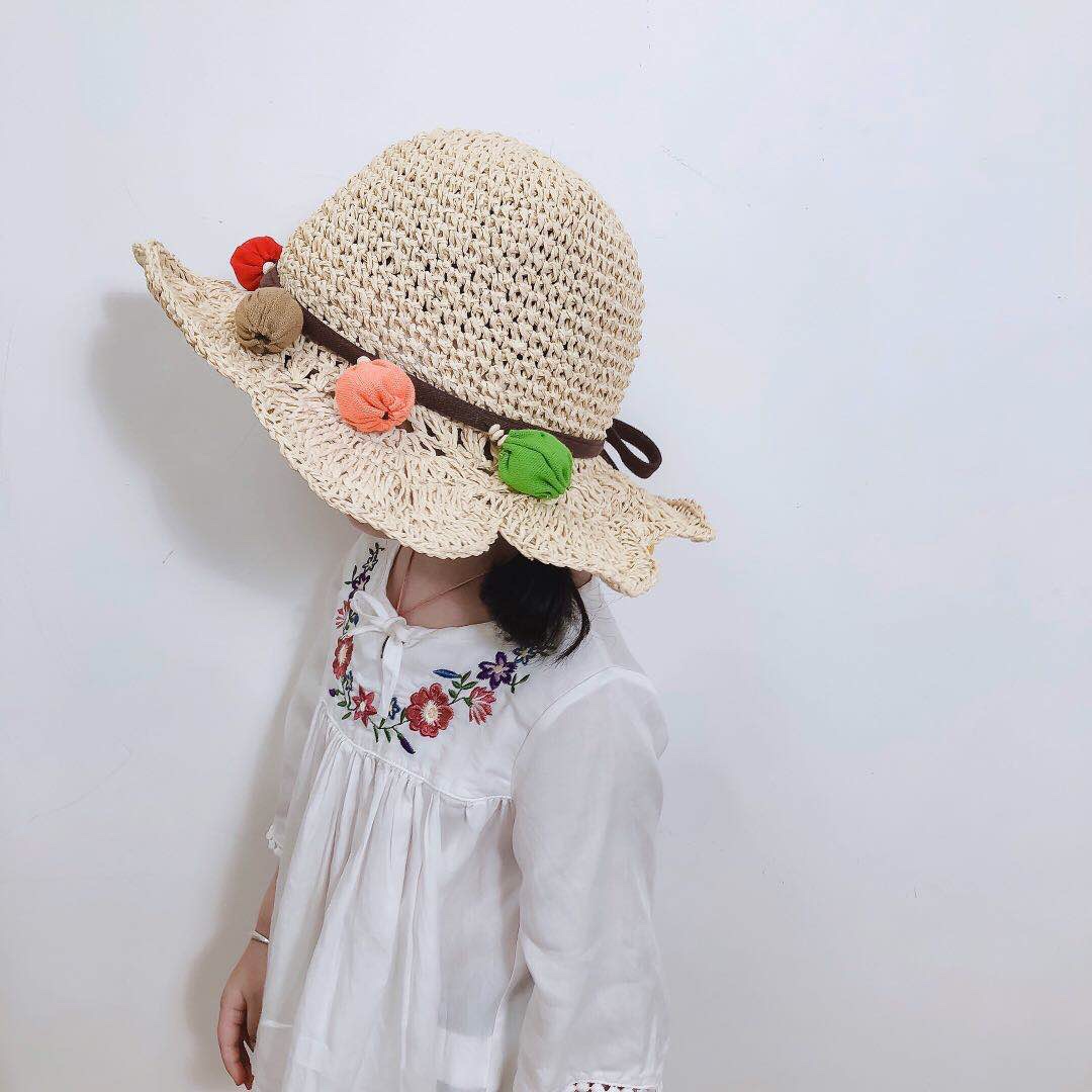 Straw Hat For Middle Children