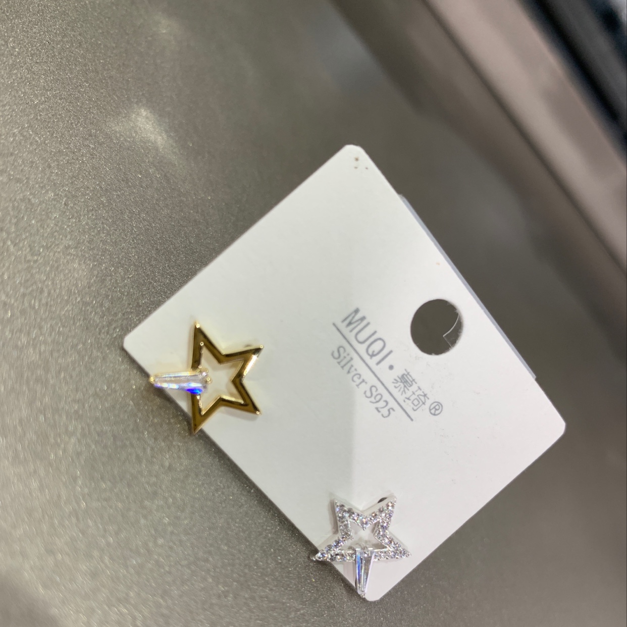 Two-color Korean-style earrings details Picture