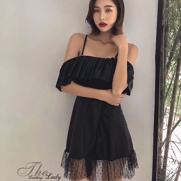 2020新款泳衣女连体褶皱裙式一字肩保守遮肚显瘦性感泳装