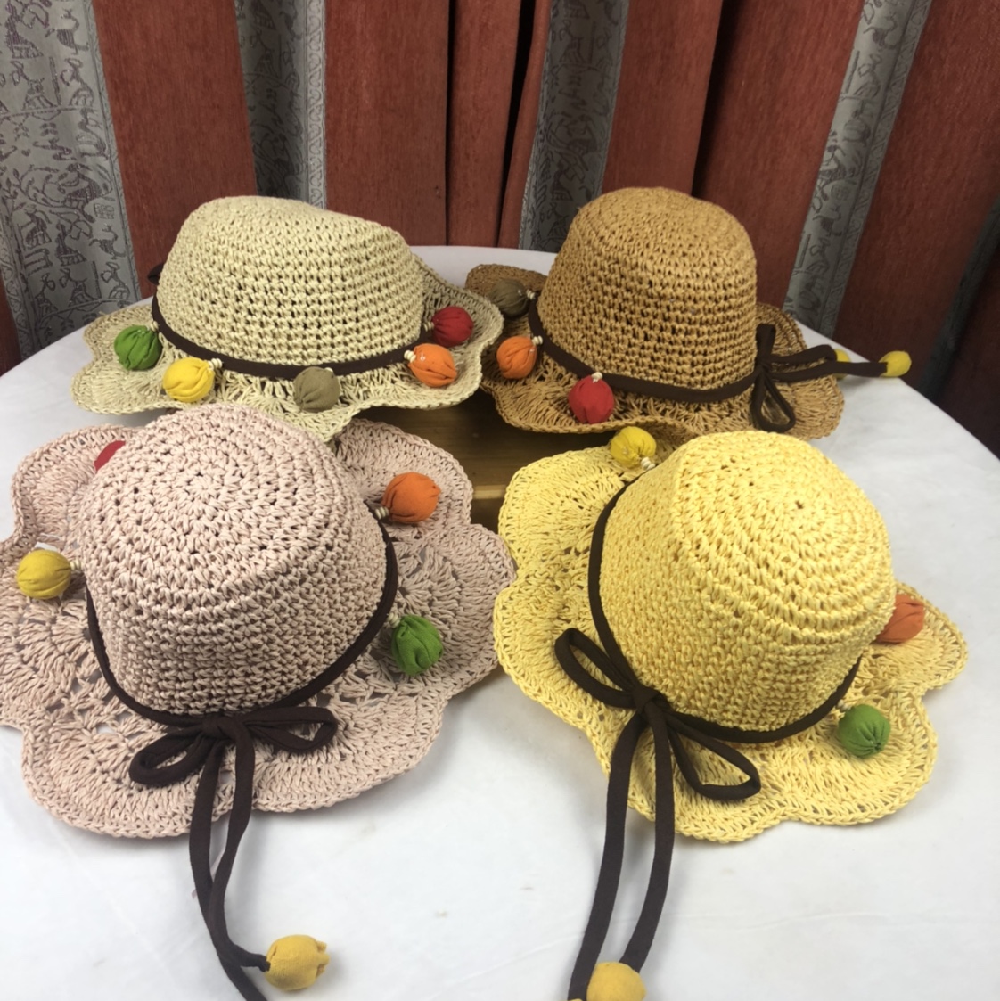 Straw Hat For Middle Children details Picture