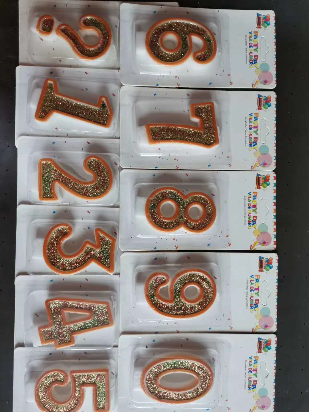 High-end birthday cake decoration hot gold figures full figure