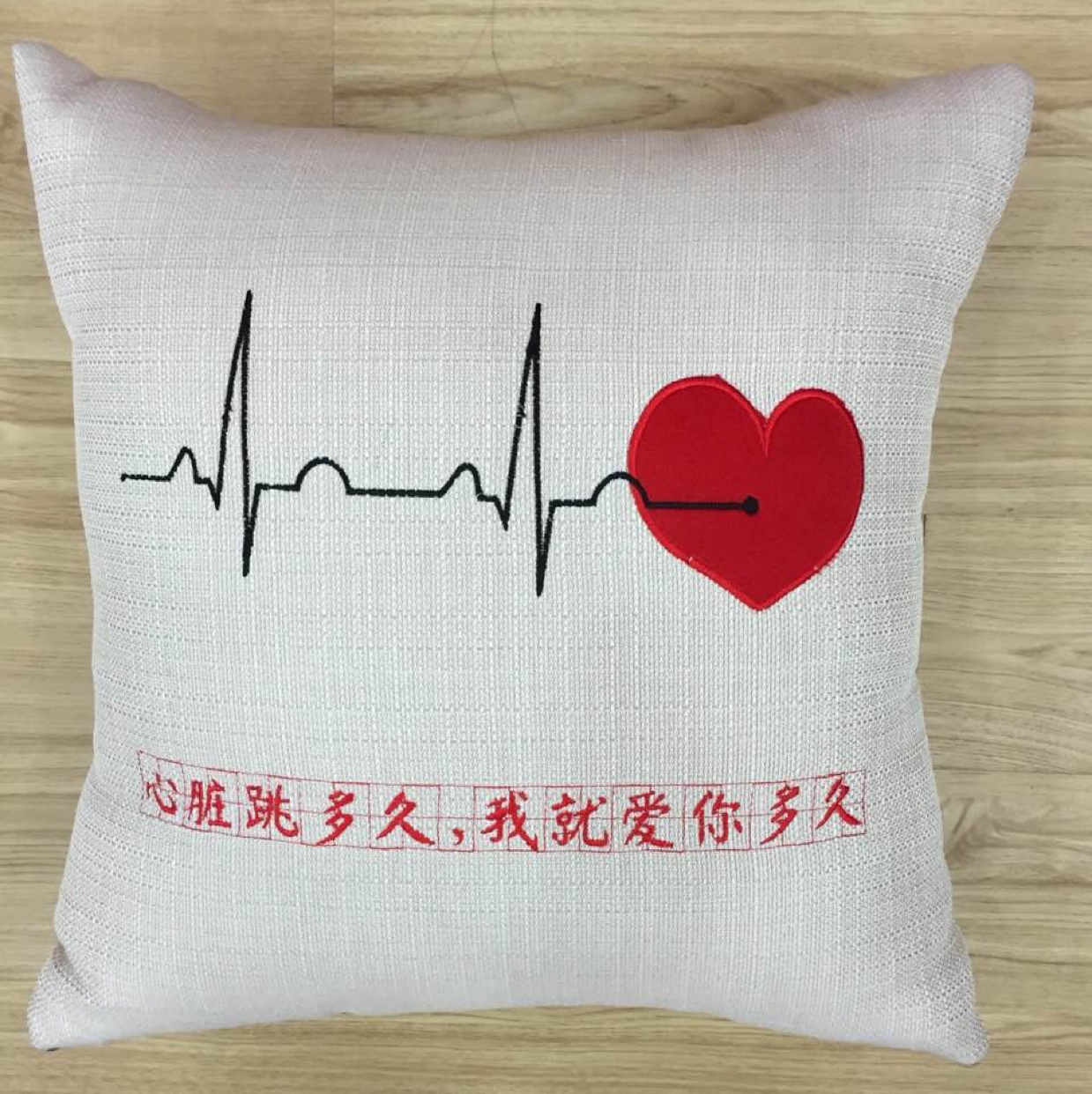 New Explosive Manufacturers Direct Embroidery High-End European Creative Pillow Case Plus Core Home Bedroom Bed Sofa Cushion Car Pillow Application Scenario