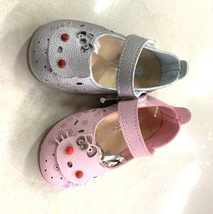 Beautiful baby shoes 21/25