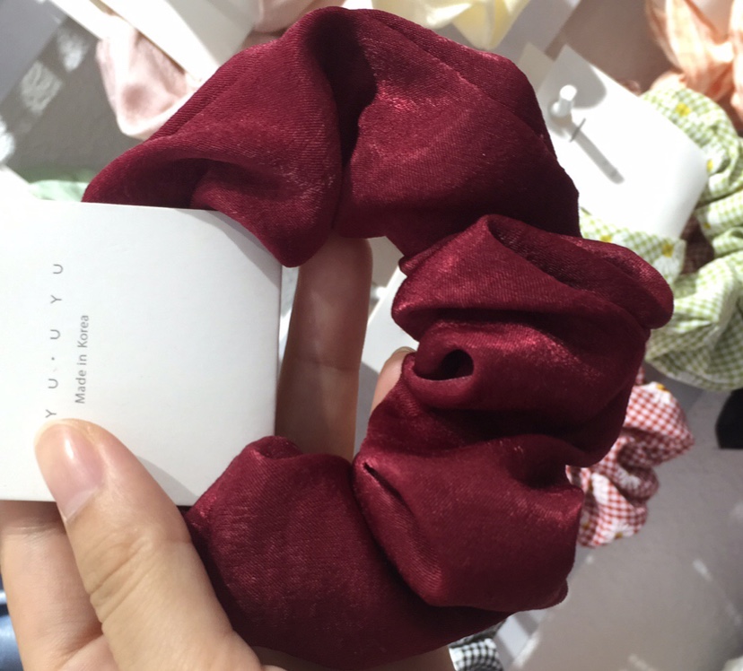 Hot style yu shuxin with day velvet fabric art large intestine hair ring hair rope details Picture