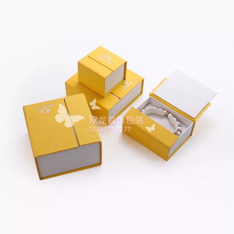 Double-opening pendant box Specification image