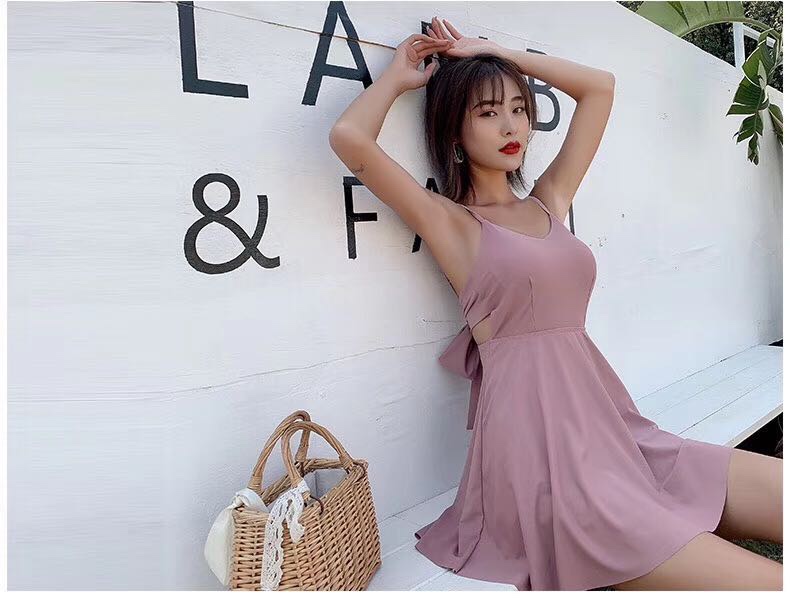 性感泳衣少女保守聚拢小胸显瘦小香风裙式美背度假泳装连体泳衣产品图