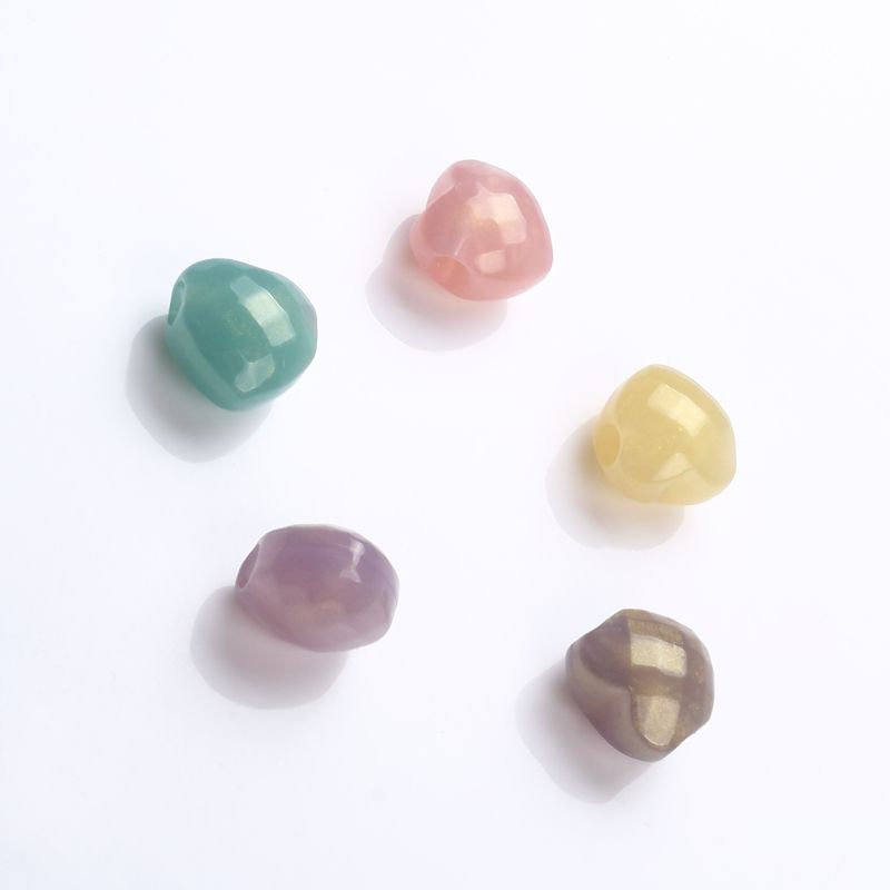 金箔果冻切面直孔桃心20MM