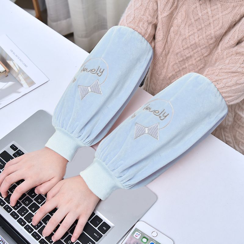 家务围裙、袖套实物图