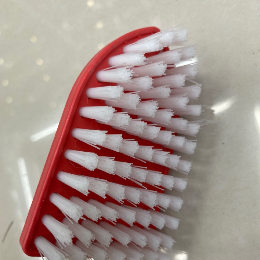 红色熨斗小刷细节图