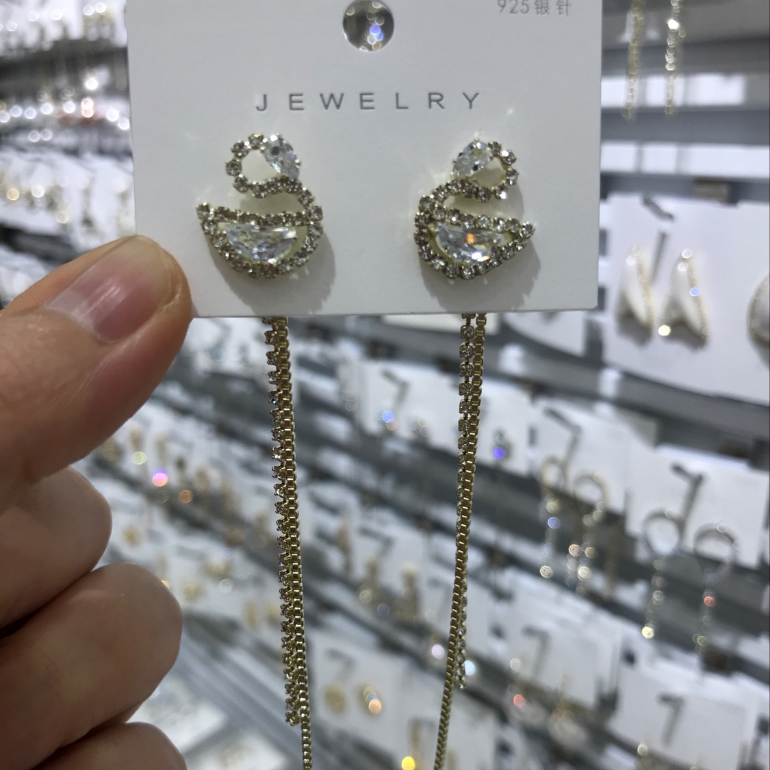 Swan stream comb earrings