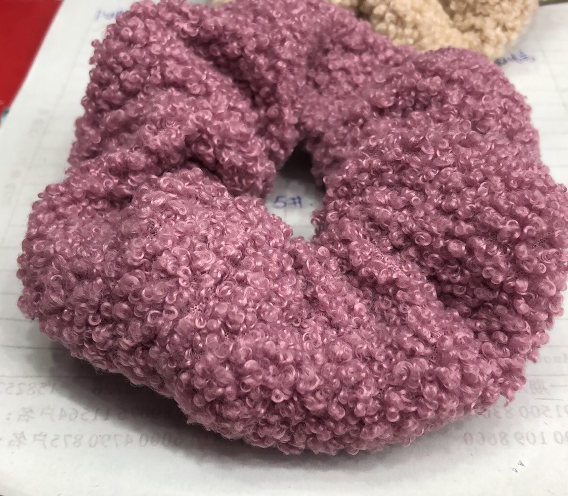 The Teddy hair band is so colorful and delightful. It's a hair band that everyone wants just by looking at it