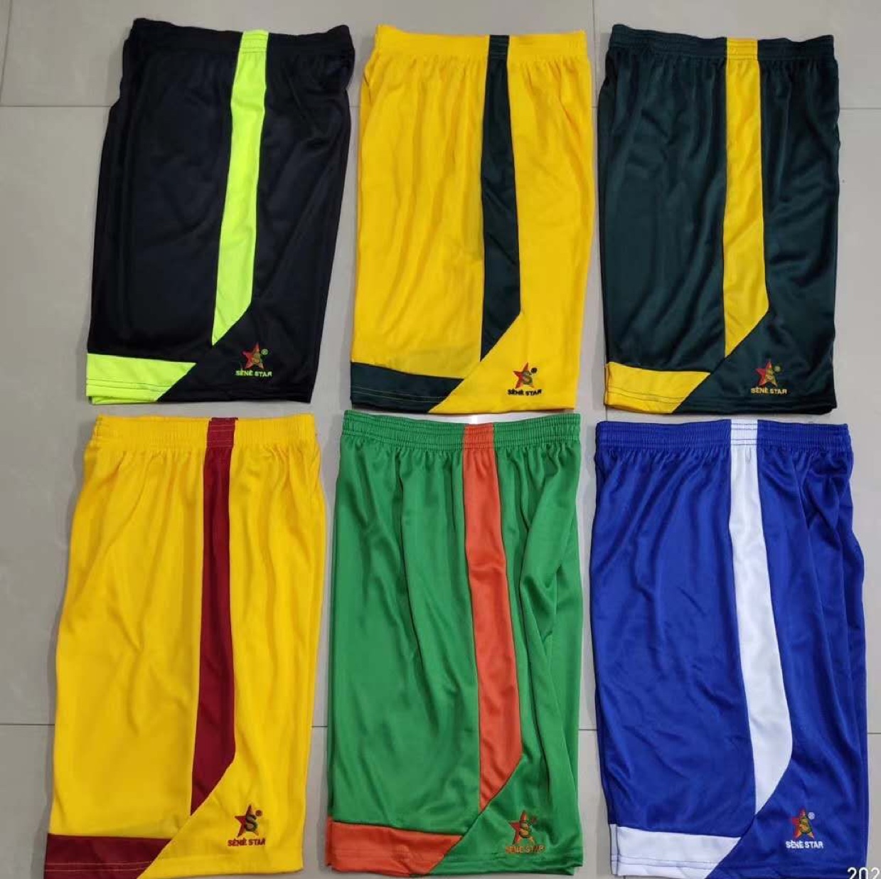 3 pants thumbnail