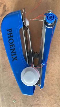Hand press sewing machine pocket sewing machine mini sewing machine
