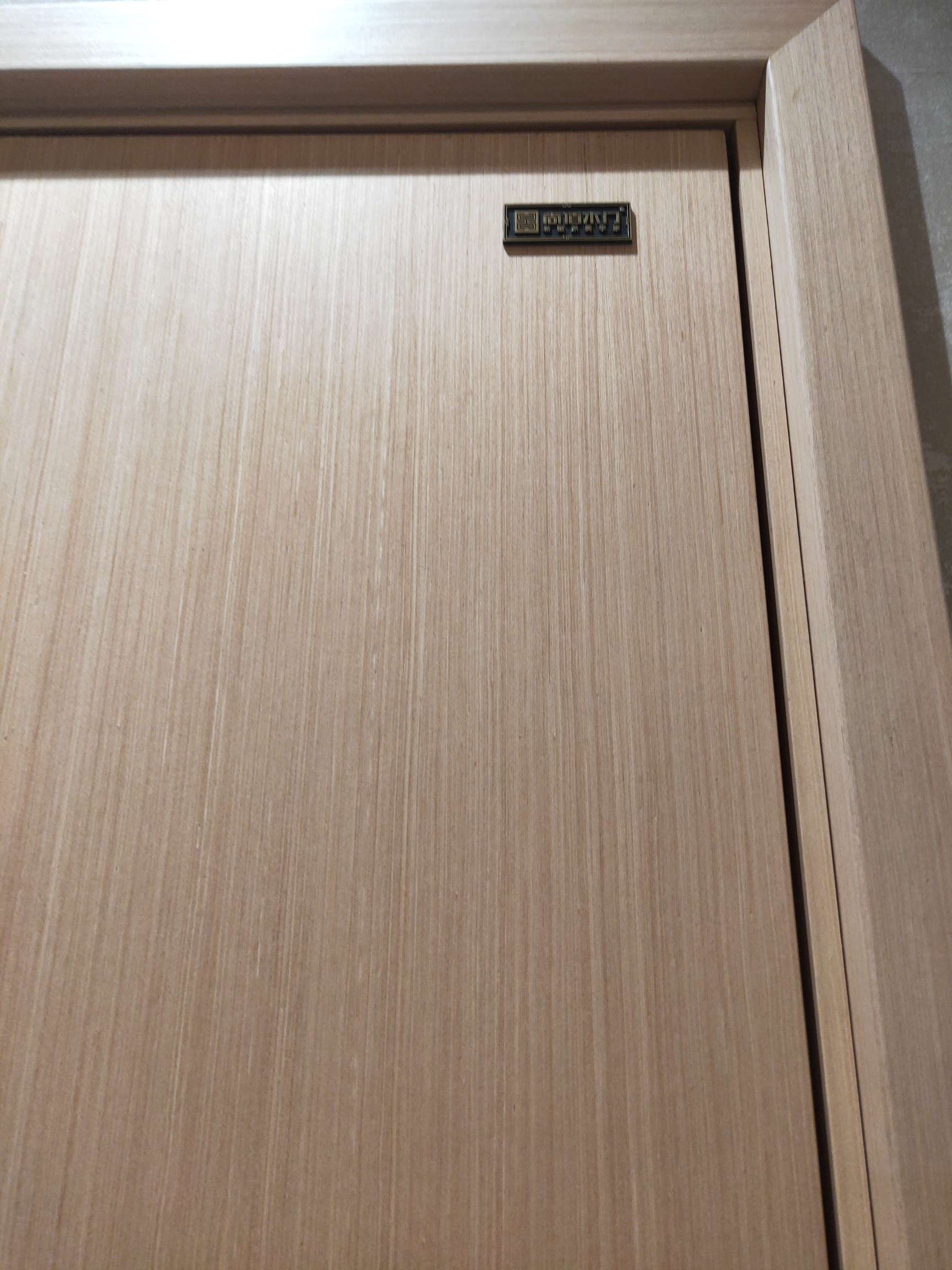 Extreme elegance: 4 cm in very narrow line; Applicable style: modern and simple, light luxury, Northern Europe. Specification drawing