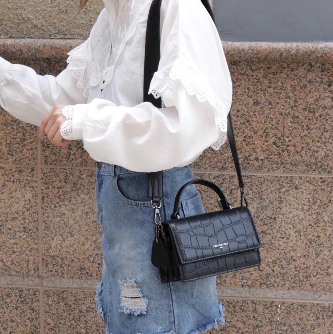 Vasaki Leather Goods Co., LTD., Italy describe pic - 4