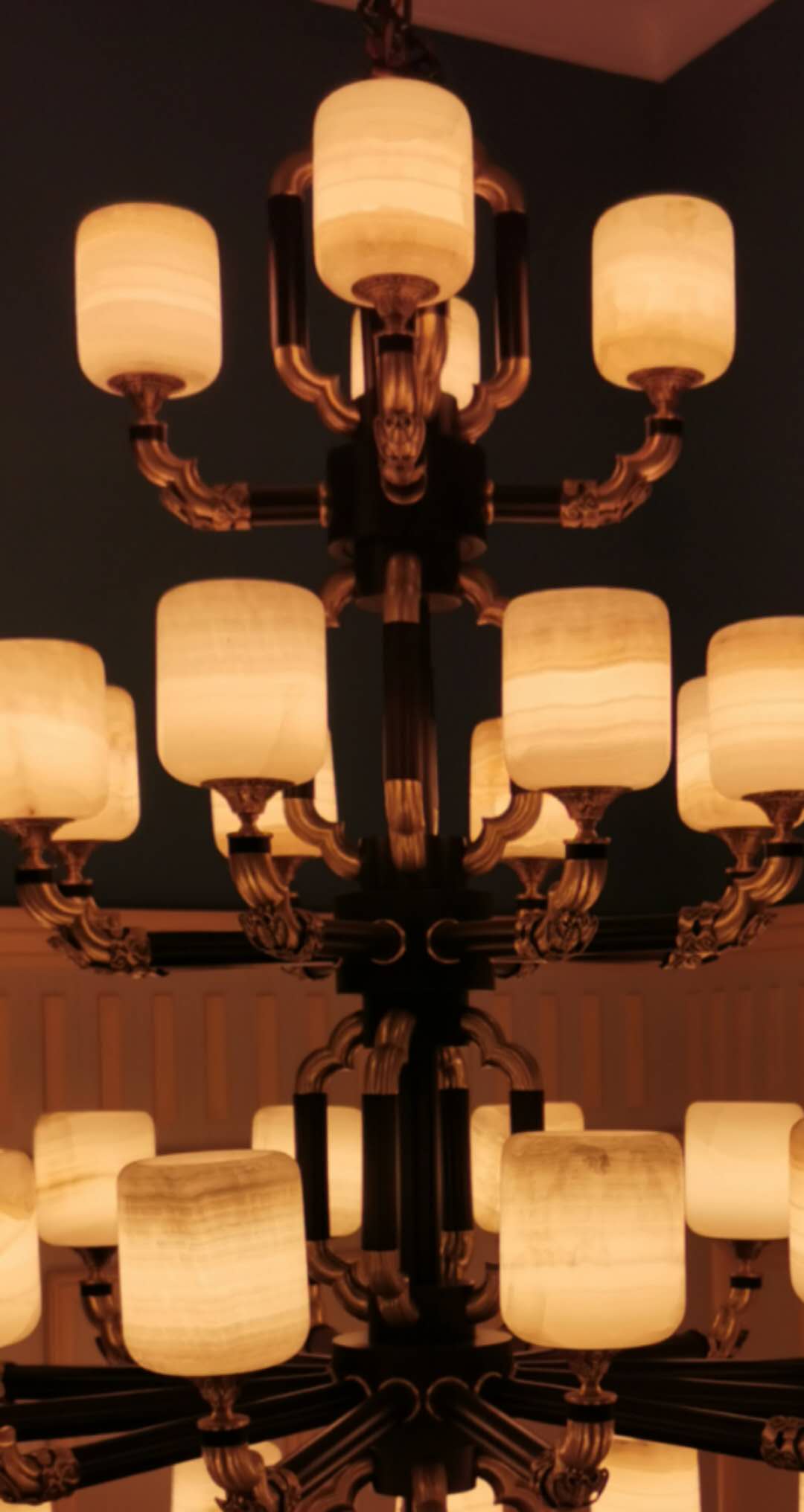 The new Chinese-style all-copper Lotus pond moonlight chandelier under Dingju Lighting is light luxury, modern and simple detail image 1