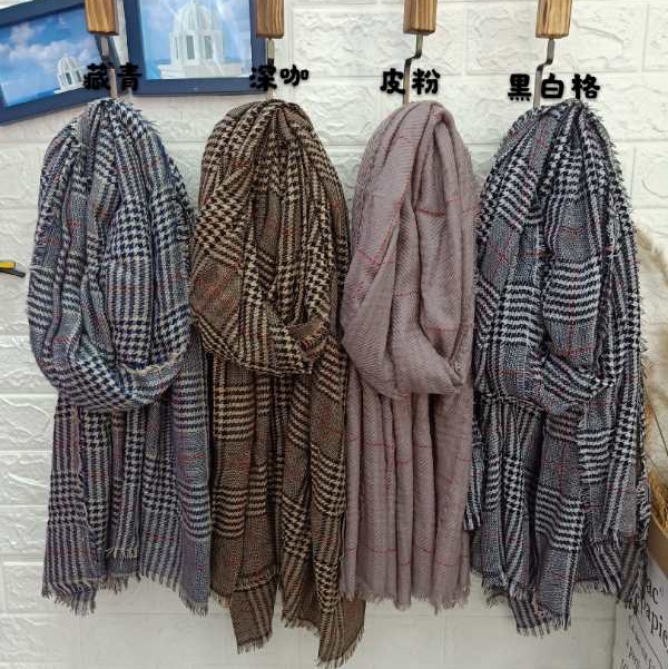Korean Version Of Autumn And Winter Thousand Bird Lattice, Four Sides Of The Beard, Classic Shawl details Picture