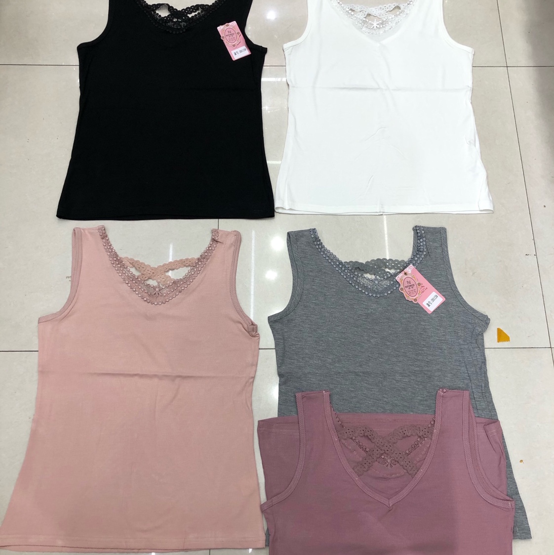 20113款、棉、螺纹吊带背心、均码号、弹力大