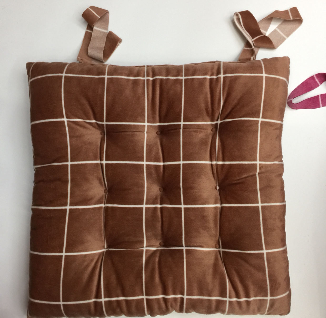 New Explosive Manufacturers Direct Sales Of Crystal Velvet White Check 9 Pincushion Ultra Soft Chair Cushion Cushion Specification drawing