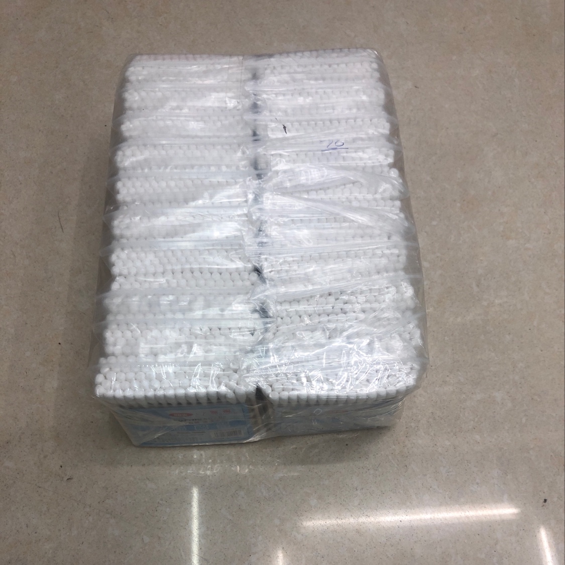 80 cotton swabs in pouches thumbnail