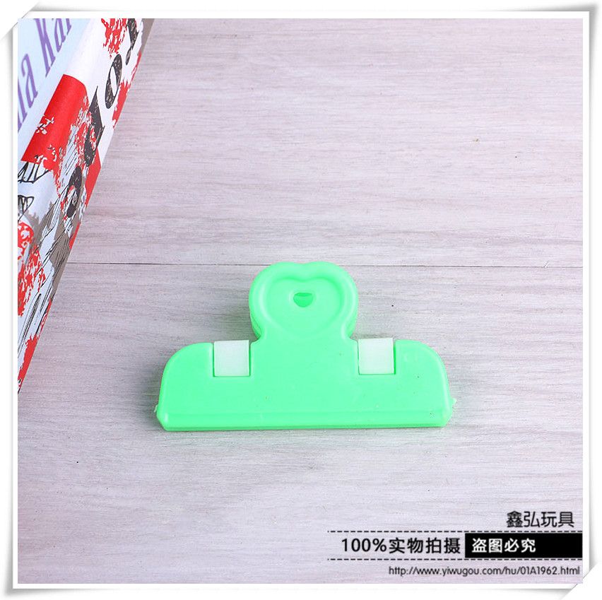 塑料工艺品实物图