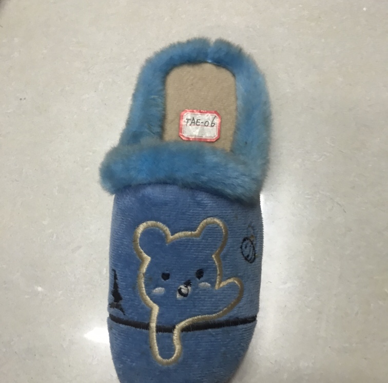 Injection moulded lady's cotton slippers 12 thumbnail