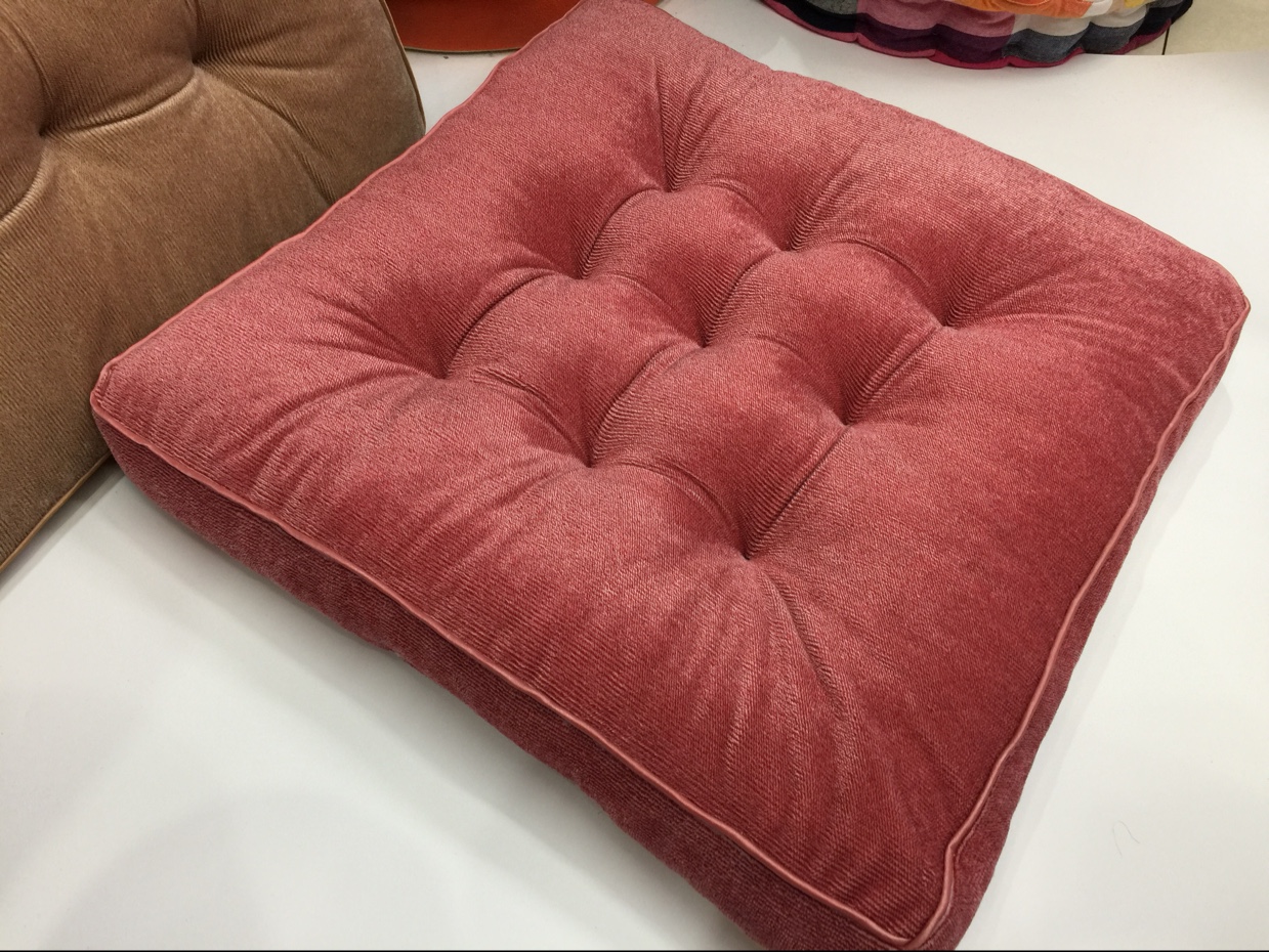 New Explosive Manufacturers Direct Sales 40Cm Ultra Soft Solid Color Three-Dimensional Cushion Home Sofa Dining Table Chair Cushion Office Student Increase Cushion Application Scenario