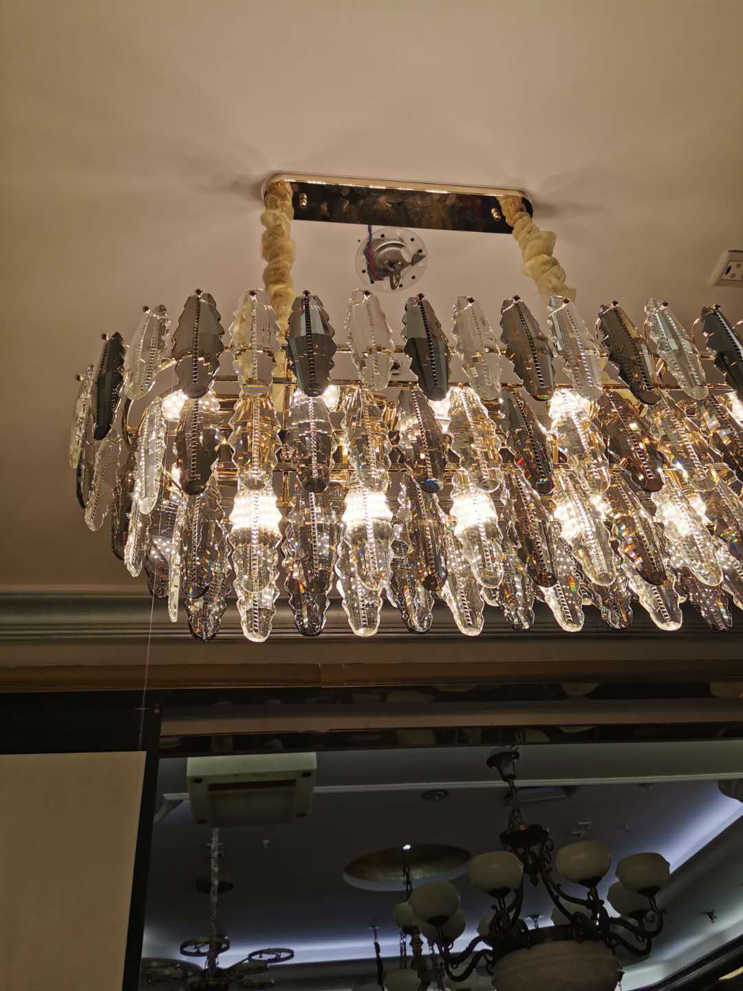 鼎居灯饰旗下现代轻奢纯水晶餐吊灯2020年新款简约详情图2