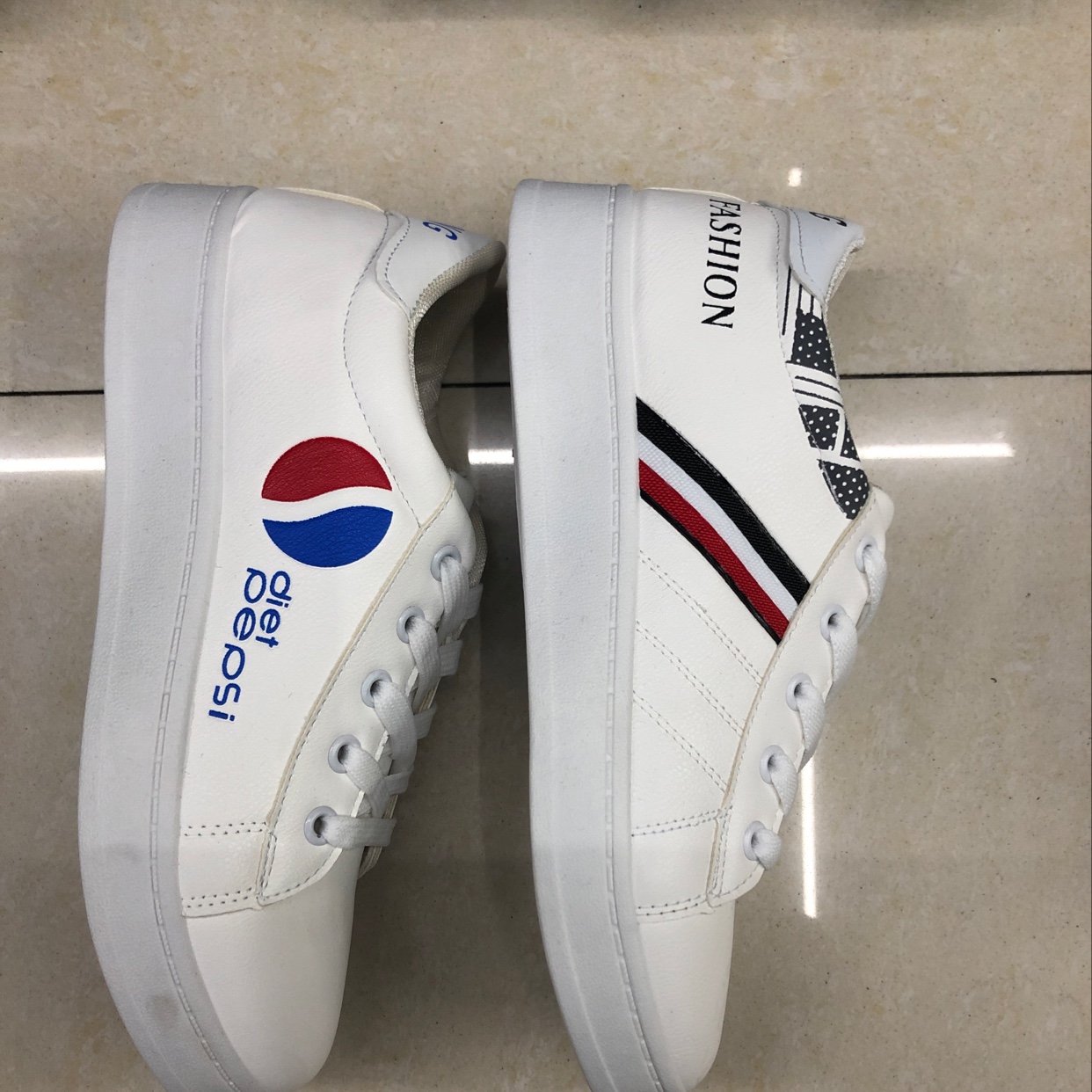 新款男板鞋