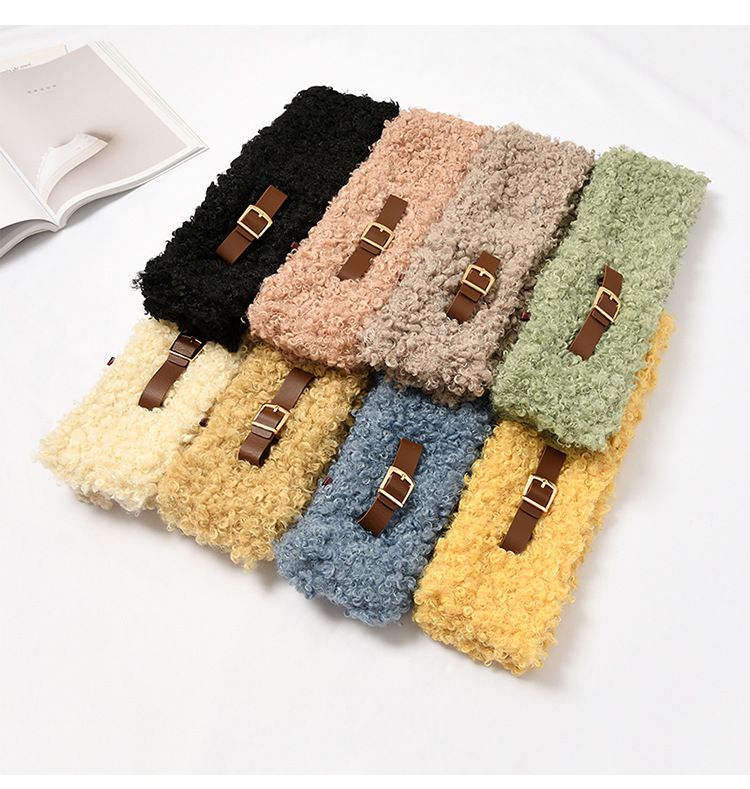 Instagram Soft Girl Style Cute Curly Fur Buckle Soft Solid Color Scarf Female Winter Everything Warm Furry Student Bib