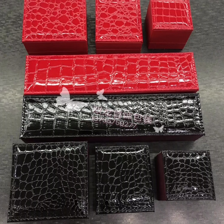 عربة تمساح، خيط قلادة Specification image
