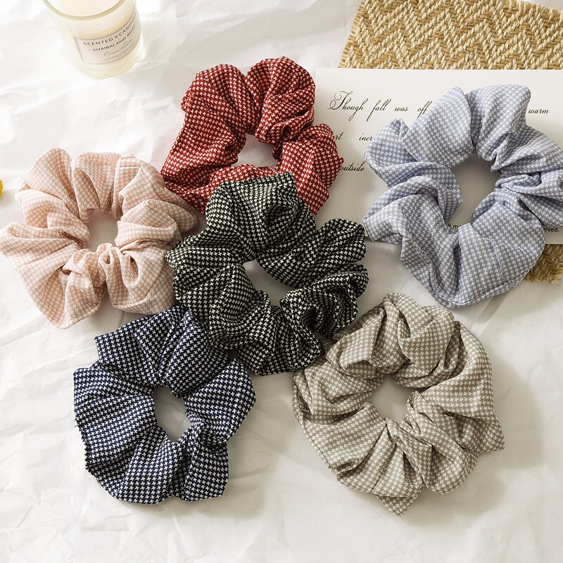 South Korean Girl Pig Colon Scrunchie Small Fresh Cream Strawberry Ins Wind Net Red Colon Popular Hair Accessories Specification drawing