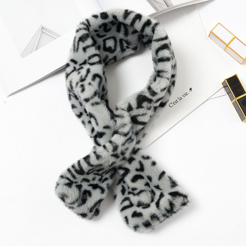 [Color Leopard Print] Imitation Rex Rabbit Cross Neck Female Winter Korean Version Thickened Warm Student Pullover Scarf undefined