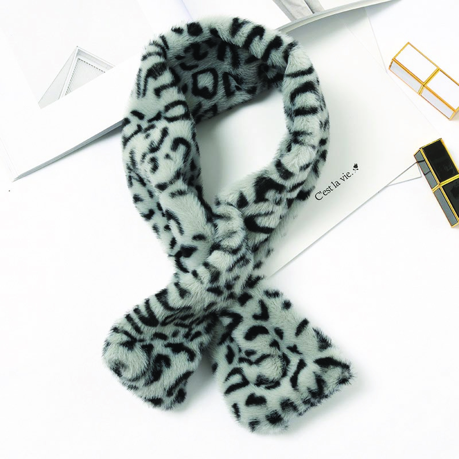 [Color Leopard Print] Imitation Rex Rabbit Cross Neck Female Winter Korean Version Thickened Warm Student Pullover Scarf undefined
