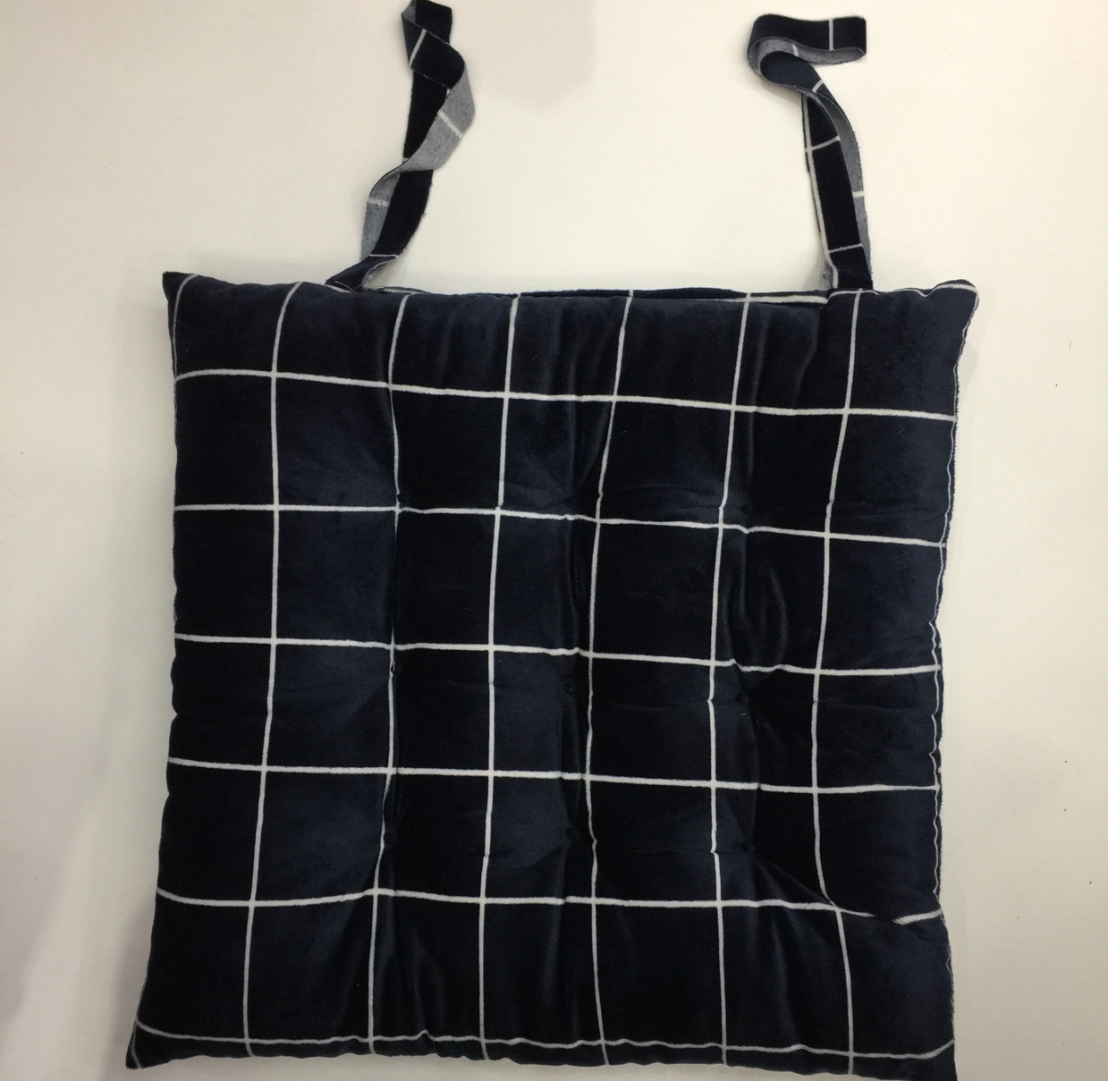 New Explosive Manufacturers Direct Sales Of Crystal Velvet White Check 9 Pincushion Ultra Soft Chair Cushion Cushion details Picture