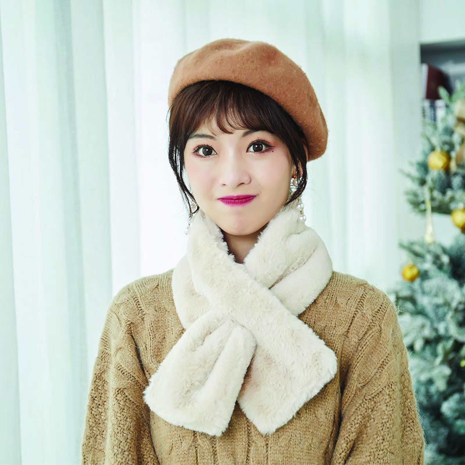 New Winter Korean Fur Scarf Imitation Rex Rabbit Hair Bib Female Autumn And Winter All Plush Neck Set Winter Hair Collar undefined