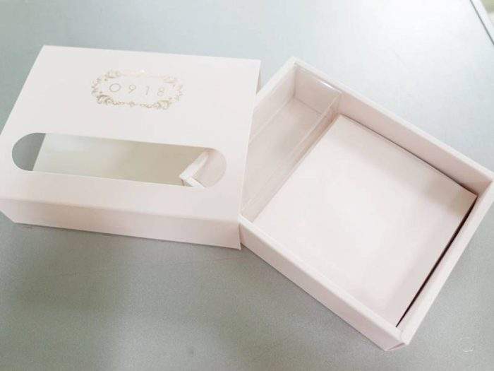免费设计专业生产礼品化妆品数码产品包装纸袋纸盒3543677款