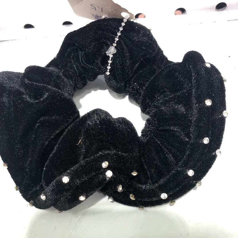 60 colorful and delightful hair bands that make you want to look at them